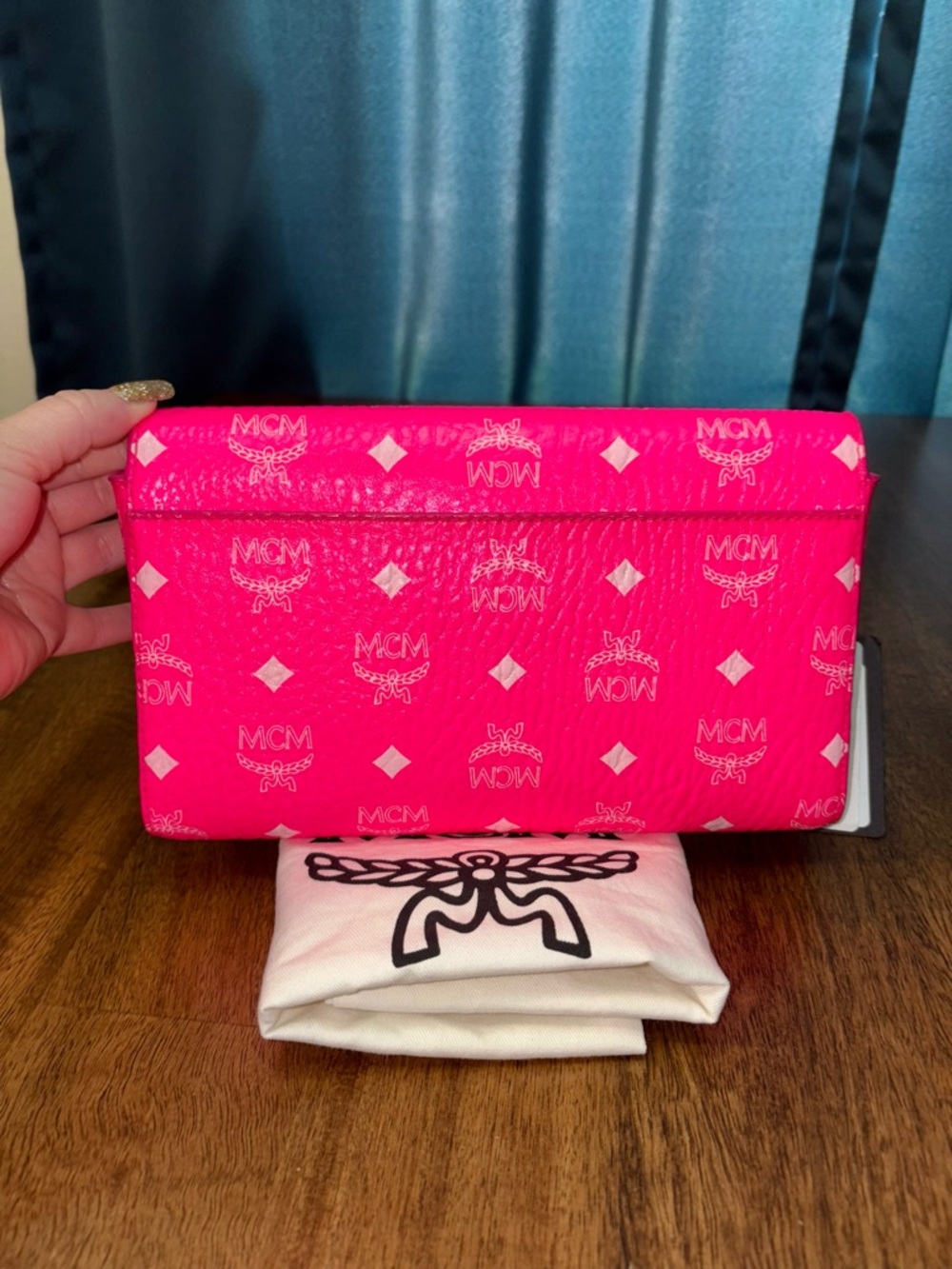 MCM EUC Medium Millie - NEON PINK Visetos Monogram Crossbody/Clutch - Picture 12 of 16